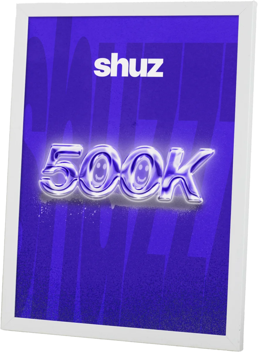 Placa emoldurada da Shuz com 500K em letras cromadas